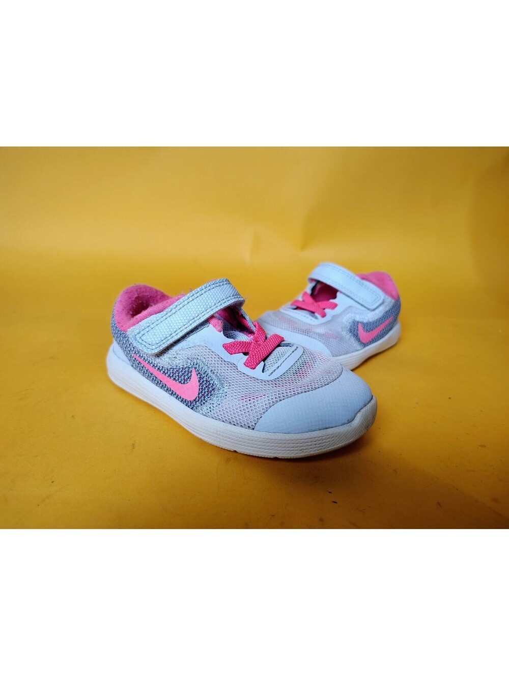 Nike Revolution 3 TD Gray Pink Toddler Running Shoes Size 8C Girls 819418-007